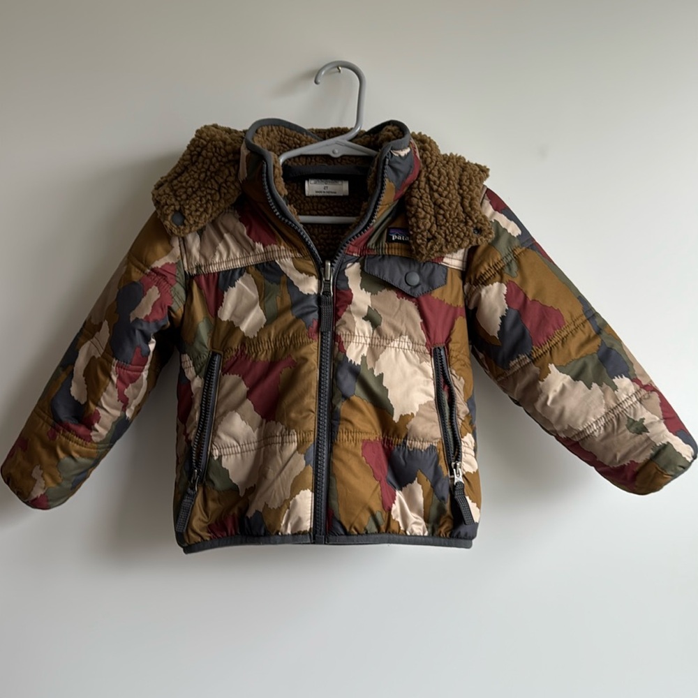 Patagonia Camo Coat 2T